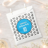 Blue Boy Soccer Birthday Party フェイバーバッグ (クリップ留めされた状態)