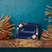 Blue Burgundyフローラ結婚の予約済み5x7テーブル フォトプラーク (側面)