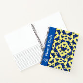 Blue Butterflies in Fun Playful Pattern on Journal ノートブック (内部)