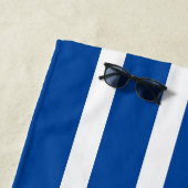 Blue Cabana Stripe Personalized Summer Vacation ビーチタオル (インサイチュ)