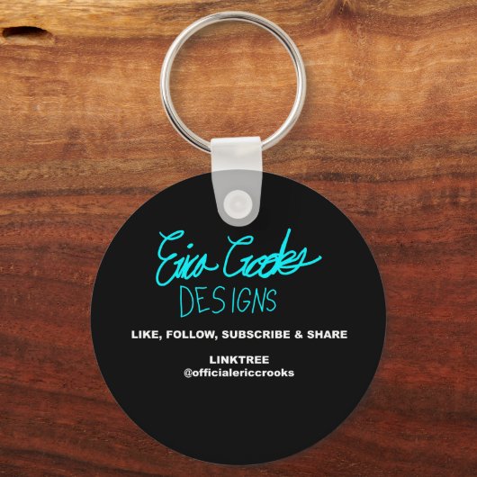 blue character smiling with coat キーホルダー (裏面)