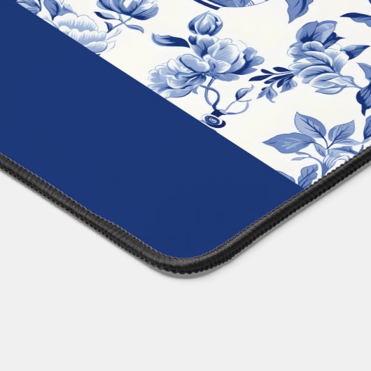 Blue Chinoiserie Monogram Name デスクマット (コーナー)