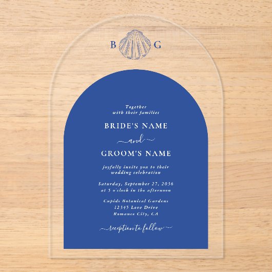 Blue Clam Seashells Coastal Seaside Beach Wedding アクリル招待状 (正面)