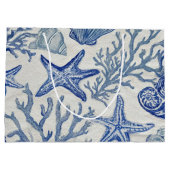 Blue Coastal Toile Seashell Coral Pattern ラージペーパーバッグ (裏面)
