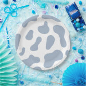 Blue Cow Print Little Cowboy Baby Shower ペーパープレート (パーティー)