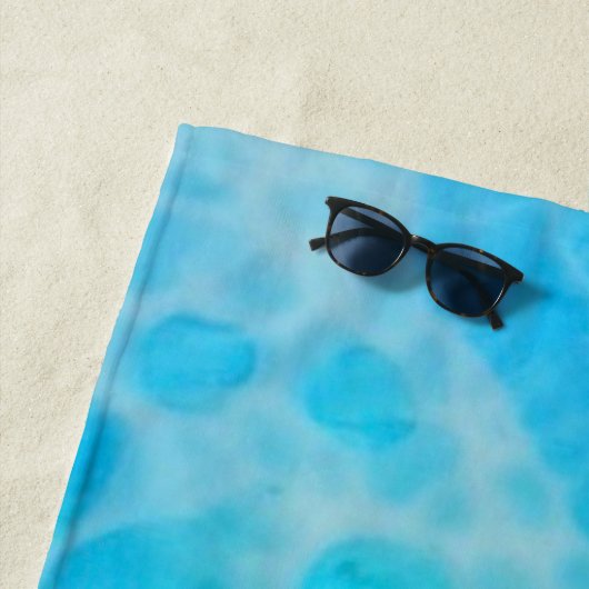 Blue Crush - Abstract Coastal Artwork  ビーチタオル (インサイチュ)