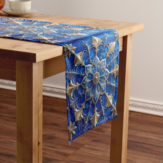 Blue Decorative Holiday Table Runner ミディアムテーブルランナー (インサイチュ)