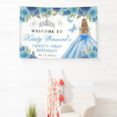 Blue Dress Blonde Hair Princess Floral Birthday 横断幕 (インサイチュ)