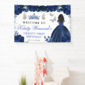 Blue Dress Dark Skin Princess Floral Birthday 横断幕 (インサイチュ)