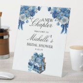 Blue Floral A New Chapter Bridal Shower Sign 台座サイン (インサイチュ)