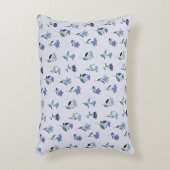 Blue Floral Pattern Pillow Elegant Botanical Decor アクセントクッション (正面(垂直))