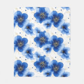 Blue Floral Pattern with Gold Accents フリースブランケット (正面)