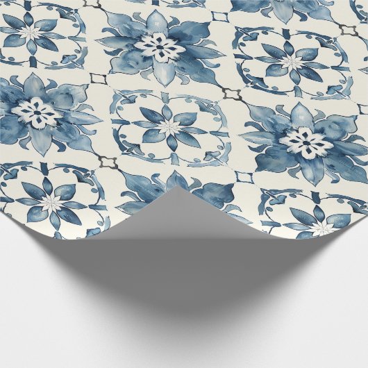 Blue Floral Tile Pattern Gift Wrap ラッピングペーパー (角)