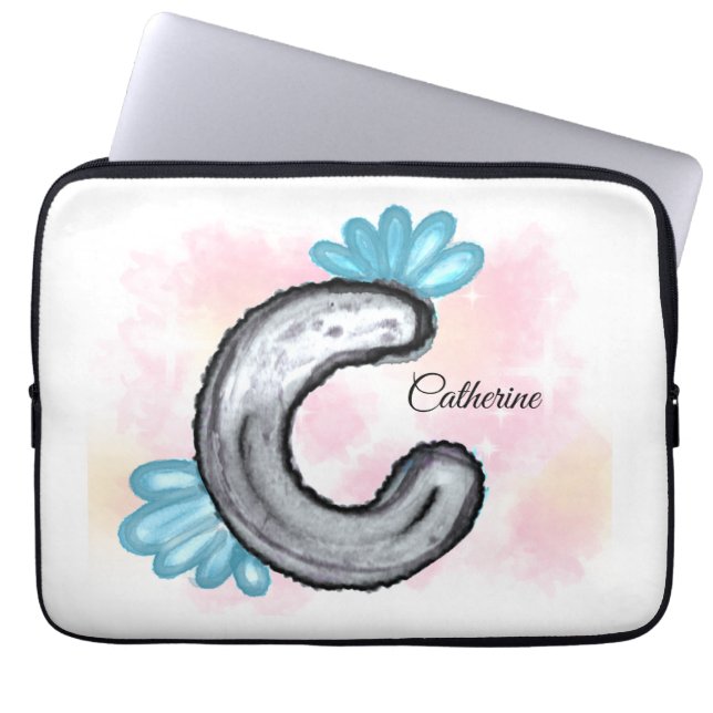 Blue Floral Watercolor Letter C ラップトップスリーブ (正面)