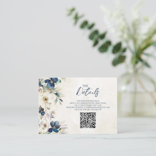 Blue Floral Winter Wedding QR code Details Insert エンクロージャーカード (スタンド正面)