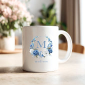 Blue Floral Wreath Monogram コーヒーマグカップ