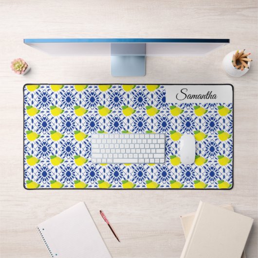 Blue Geometric Lemon Tile デスクマット (オフィス1)