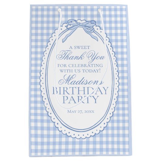 Blue Gingham Coquette Bow Birthday Party Favors ミディアムペーパーバッグ (正面)