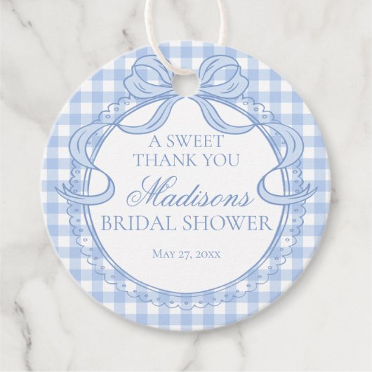 Blue Gingham Coquette Bow Bridal Shower Circle フェイバータグ (正面)