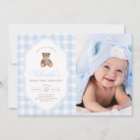 Blue Gingham Teddy Bear Beary First Birthday Photo 招待状 (正面)
