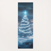 Blue Glowing Winter Night Christmas Tree ヨガマット (裏面)