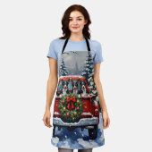 Blue Heeler Christmas Red Truck Holiday エプロン (着用した状態)