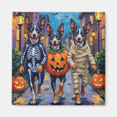 Blue Heeler Dogs Trick-or-Treating in Halloween Co マグネット (正面)