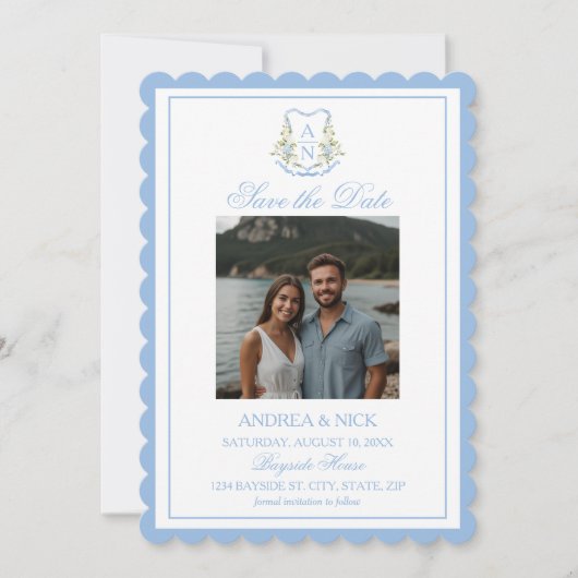 Blue Hydrangea Crest Monogram Wedding Invitation セーブザデート (正面)