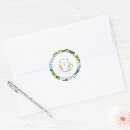 Blue Hydrangea Crest Monogram Wedding Stickers ラウンドシール (封筒)