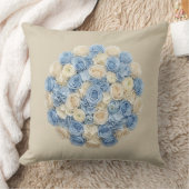 Blue & Ivory Floral クッション (ブランケット)