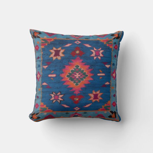 Blue Kilim Lumbar Pillows：シックな追加 クッション (正面)