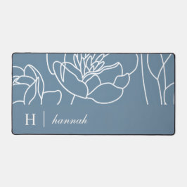 Blue Modern Elegant Wildflower Monogram Name デスクマット