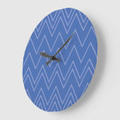 Blue, modern, simple, cool, trendy zigzag pattern ラージ壁時計 (傾斜)