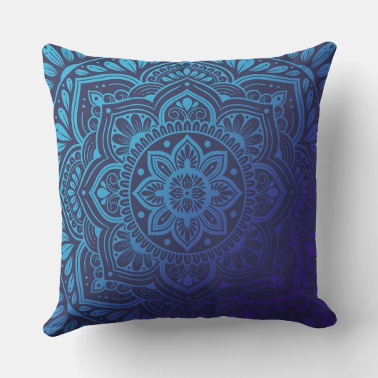 Blue Moon Mandala Throw Pillow クッション (裏面)