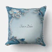 Blue Ornate Floral Throw Pillow クッション (正面)