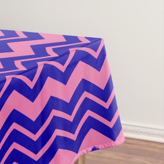 Blue Pink Chevron Zigzag Design  テーブルクロス (インサイチュ)