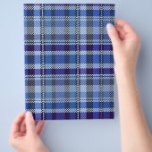 Blue Plaid Bulk Scrapbook Paper Pages チラシ (手)