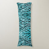 Blue plumage - cool feather design ボディピロー (正面縦)