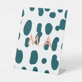 Blue polkadot orange pastel monogram man letter pa 台座サイン