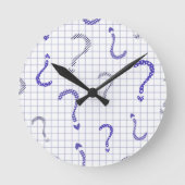 Blue question mark seamless pattern ラウンド壁時計 (正面)