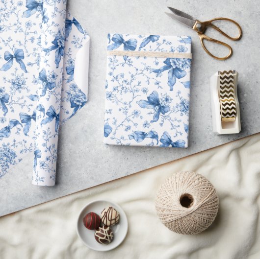 Blue Ribbons and Bows Toile Coquette Pattern ラッピングペーパー (クラフト)