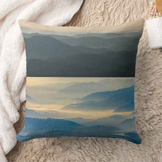 Blue Ridge Mountains Day to Dusk クッション (ブランケット)