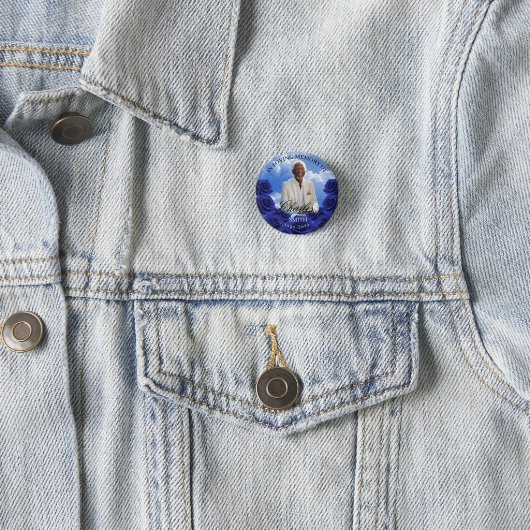 Blue Sky Memorial Button Roses Memorial Button 缶バッジ (インサイチュ)