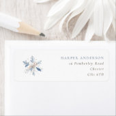 Blue Snowflake Winter Wedding Return Address ラベル (インサイチュ)