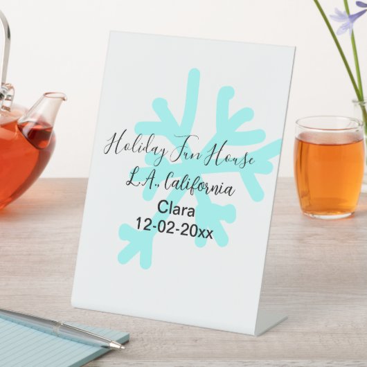 Blue snowflakes holiday camping house place date 台座サイン (インサイチュ)