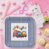 Blue Striped Truck Birthday Theme ペーパープレート (パーティー)