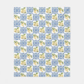 Blue Tile French Country Lemon Pattern フリースブランケット (正面)