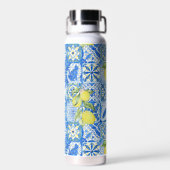 Blue Tile French Country Lemon Pattern Home Decor ウォーターボトル (背面)
