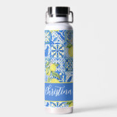 Blue Tile French Country Lemon Pattern Provencal ウォーターボトル (背面)