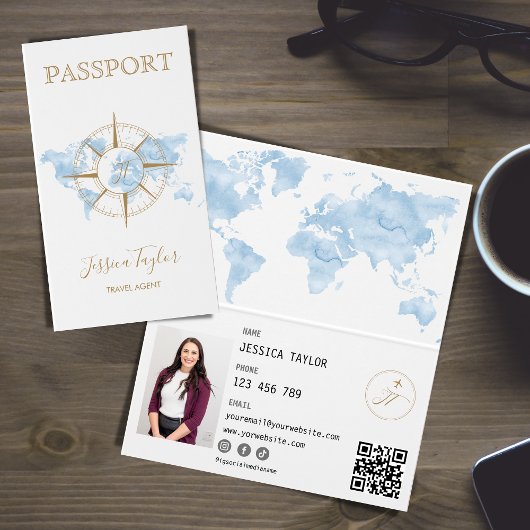 Blue Travel Agent Passport World Map写真の挿入 名刺